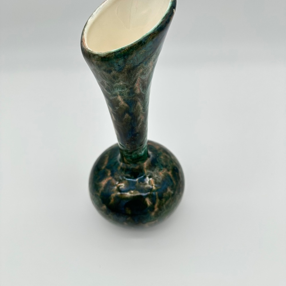Blue Mountain Pottery Bud Vase 383 8.5" Teal Green Drip Glaze Slant Rim Vintage - Picture 14 of 16